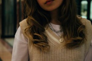 The Vest Layering Trend That’s Everywhere Right Now